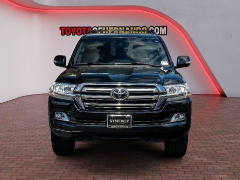Used 2020 Toyota Land Cruiser AWD/4WD image 2