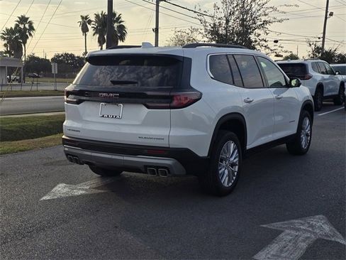 New 2026 GMC Acadia Elevation image 5