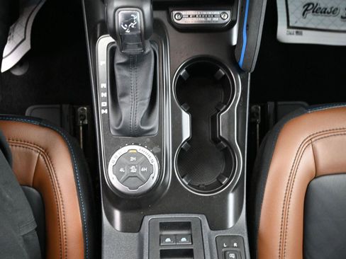 Used 2023 Ford Bronco Outer Banks image 29