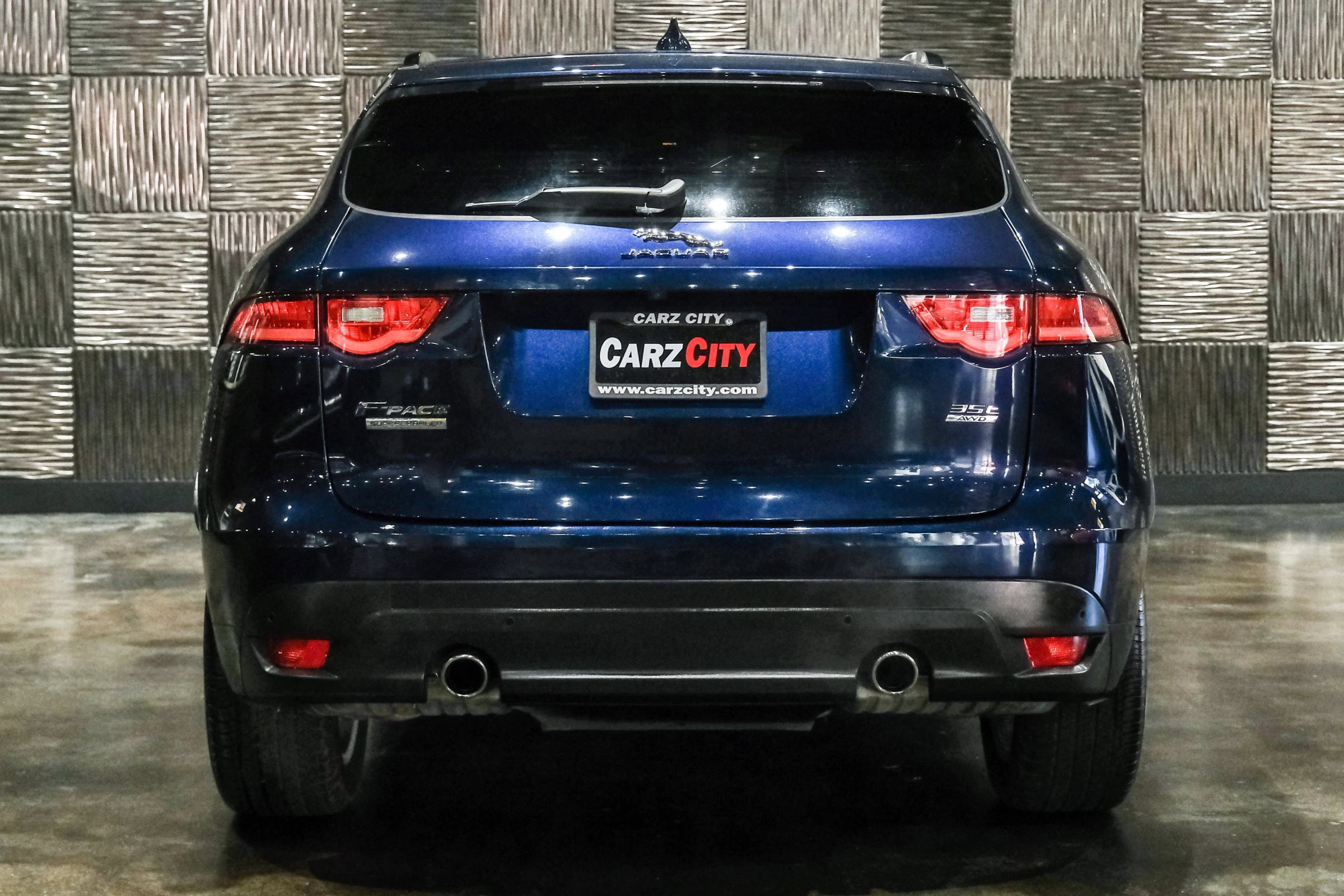 Used 2018 Jaguar F-PACE R-Sport AWD/4WD image 9