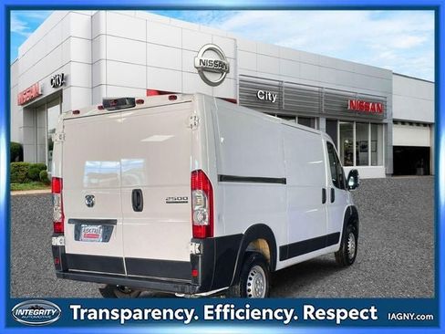 Used 2025 RAM ProMaster 2500 w/ Convenience Group FWD image 6