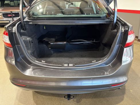 Used 2016 Ford Fusion SE image 81