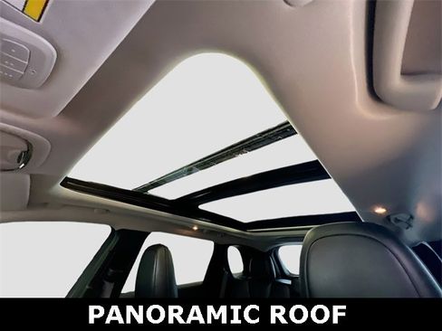 Used 2021 Jeep Cherokee Trailhawk w/ Sun, Sound & Nav Group image 7