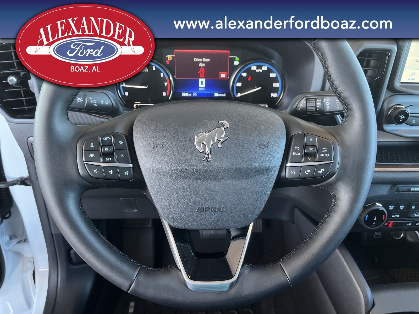 New 2024 Ford Bronco Sport Outer Banks w/ Tech Package AWD/4WD image 26