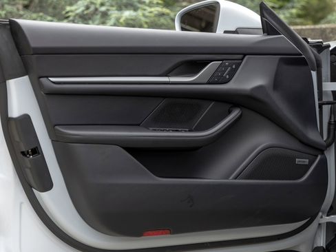 Certified 2025 Porsche Taycan RWD image 21