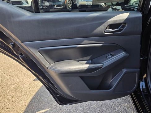 Used 2024 Nissan Altima 2.5 SV image 19