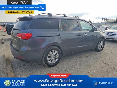 Used 2016 Kia Sedona LX w/ LX Convenience Package FWD image 4