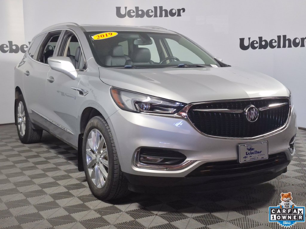 Used 2019 Buick Enclave Essence AWD/4WD image 1
