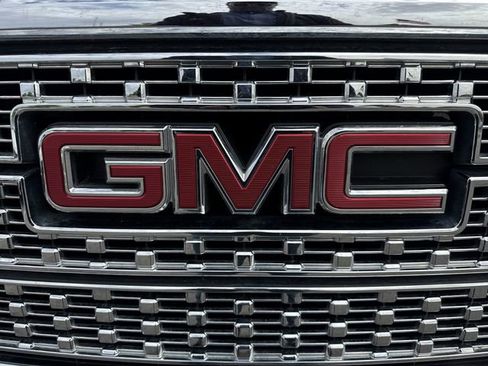 Used 2018 GMC Sierra 1500 Denali AWD/4WD image 31