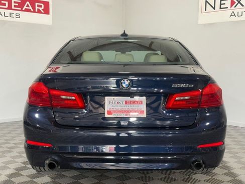 Used 2018 BMW 530e w/ Premium Package 2 RWD image 9
