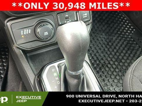 Certified 2022 Jeep Renegade Altitude w/ Convenience Group image 17