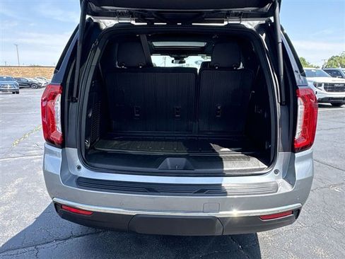 Certified 2023 GMC Yukon SLT w/ SLT Luxury Package AWD/4WD image 27