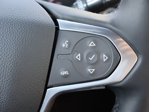 Used 2023 Chevrolet Traverse LT FWD image 20