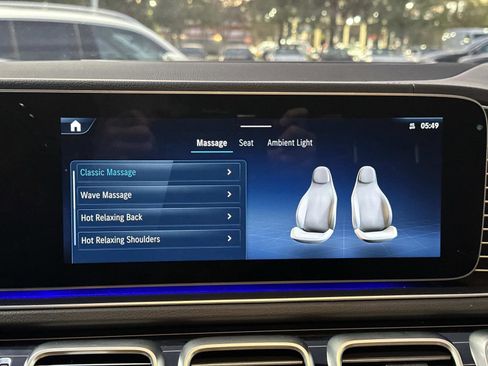 Certified 2024 Mercedes-Benz GLS 580 4MATIC image 21