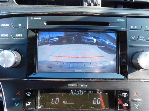 Used 2016 Toyota Avalon XLE FWD image 33