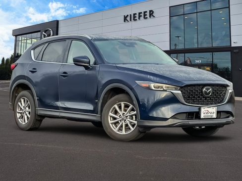 Used 2022 MAZDA CX-5 AWD 2.5 S w/ Select Package image 2