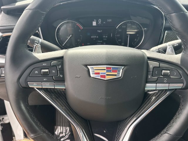 Certified 2024 Cadillac XT6 Sport AWD/4WD image 17