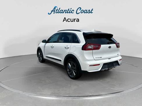 Used 2017 Kia Niro FWD image 6