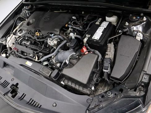 Used 2024 Toyota Camry XSE FWD image 18