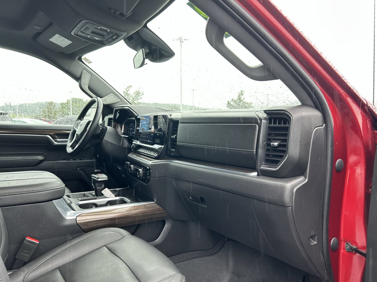 Used 2023 Chevrolet Silverado 1500 LT Trail Boss w/ Convenience Package II AWD/4WD image 19