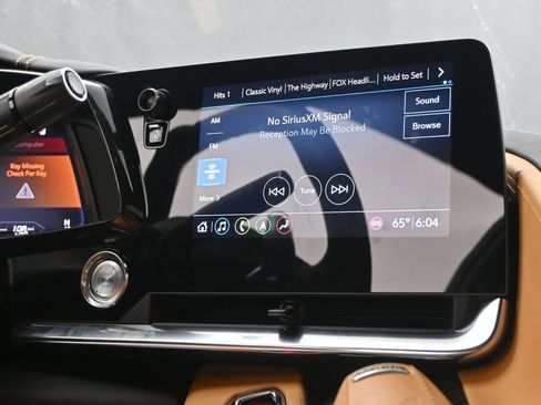 Used 2020 Chevrolet Corvette Stingray Preferred Cpe w/ 2LT Preferred Equipment Group RWD image 3