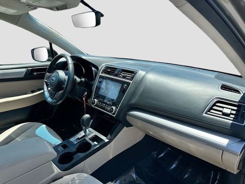 Used 2018 Subaru Outback 2.5i Premium AWD/4WD image 28