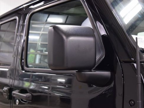 Used 2021 Jeep Gladiator Overland w/ Popular Equipment Package image 16