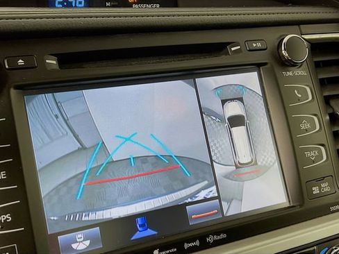 Used 2019 Toyota Highlander Limited Platinum image 13