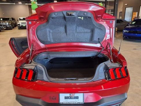Used 2024 Ford Mustang GT Premium image 10