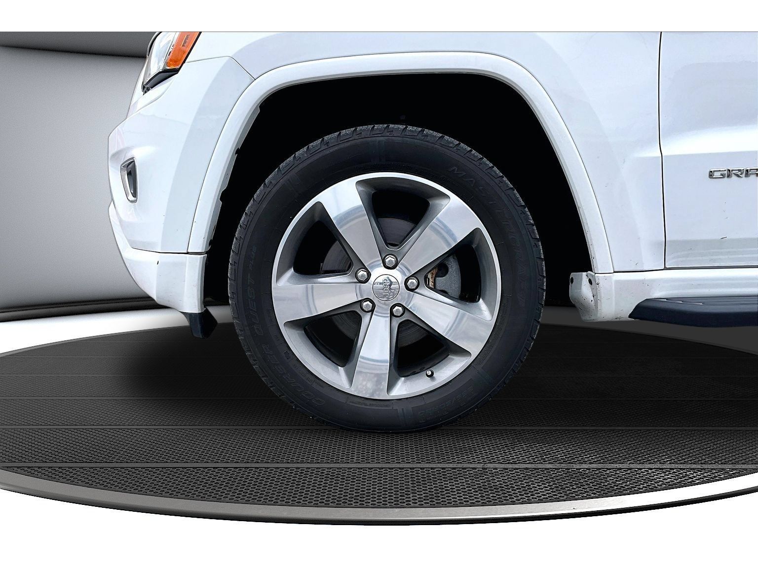 Used 2016 Jeep Grand Cherokee Overland AWD/4WD image 52