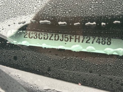 Used 2015 Dodge Challenger SRT image 8