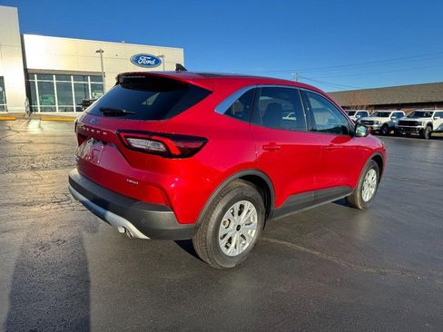 Used 2023 Ford Escape Active w/ Tech Pack #2 image 3