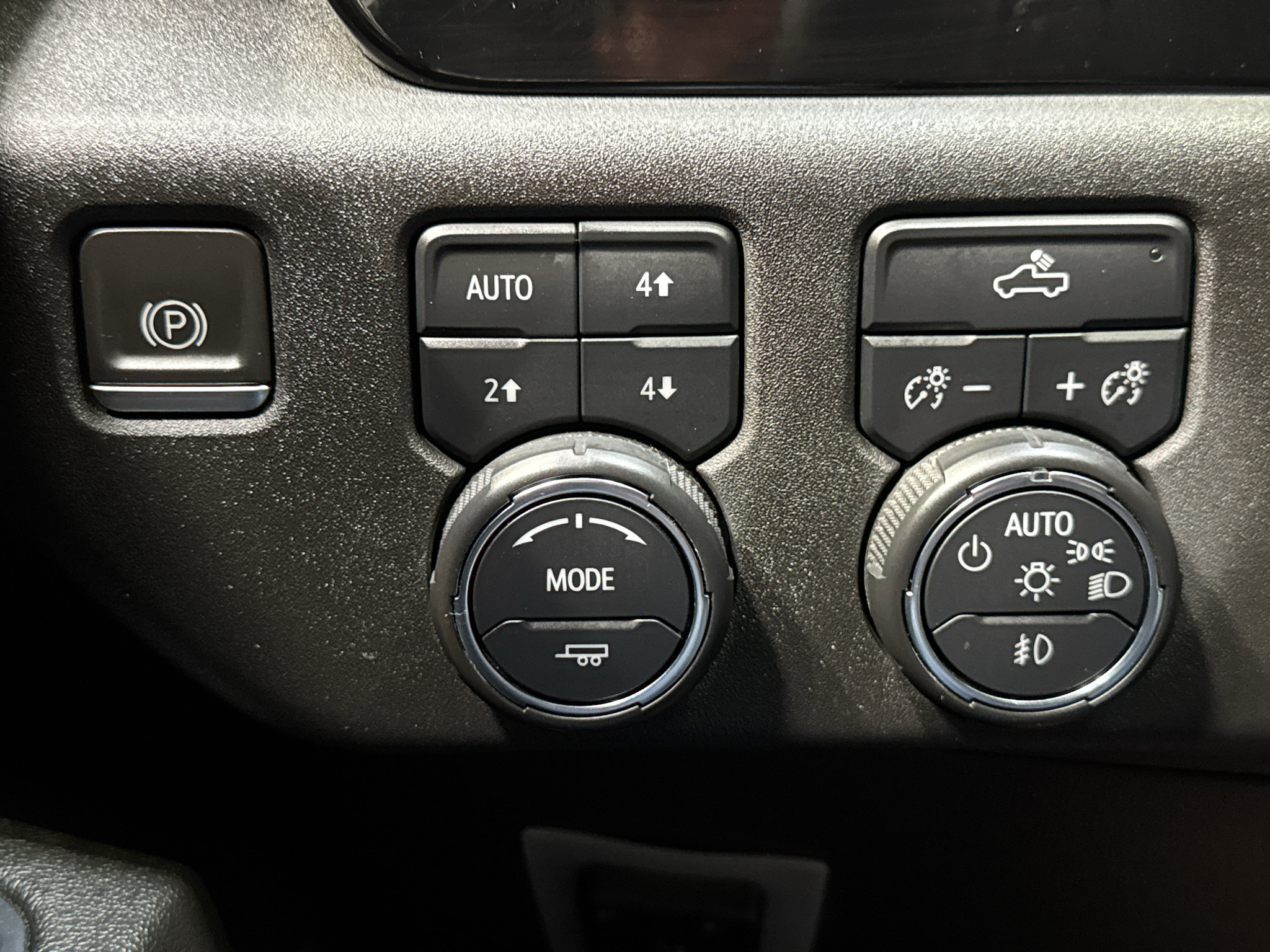 Used 2023 Chevrolet Silverado 1500 RST w/ Convenience Package II AWD/4WD image 37