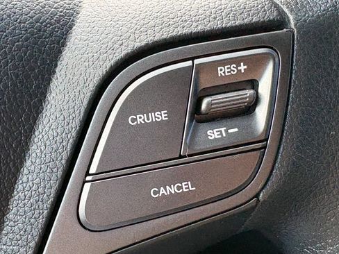 Used 2018 Hyundai Santa Fe Sport AWD/4WD image 6