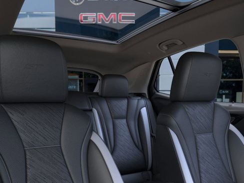 New 2025 Buick Envision Sport Touring image 24