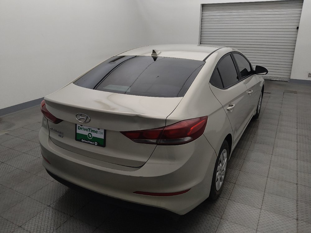 Used 2017 Hyundai Elantra SE FWD image 7