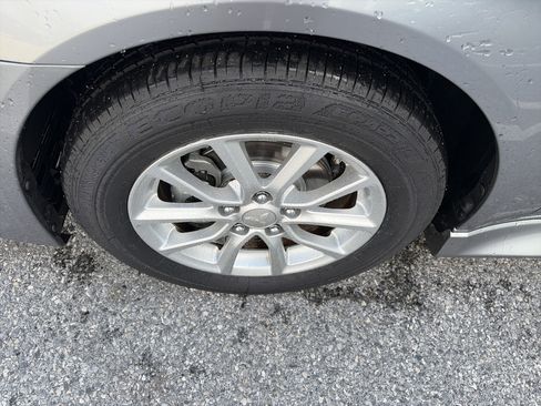 Used 2016 Mitsubishi Lancer ES image 7