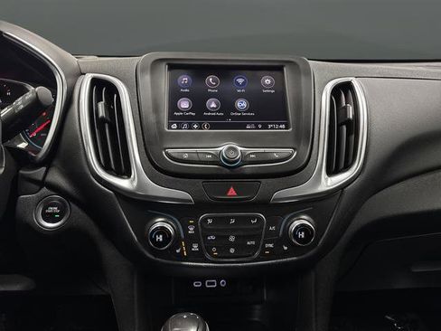 Used 2021 Chevrolet Equinox LT image 8