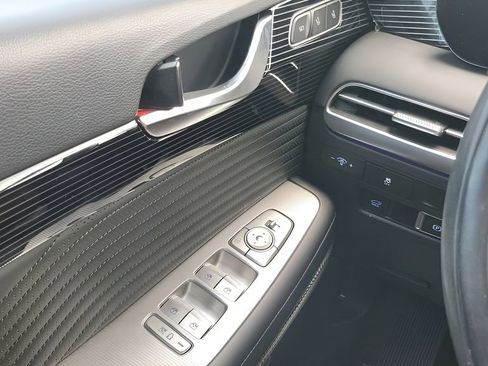 Used 2024 Hyundai Palisade Calligraphy FWD image 19