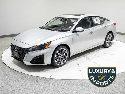 Used 2023 Nissan Altima 2.5 SL