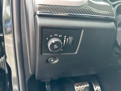 Used 2020 Jeep Grand Cherokee SRT AWD/4WD image 11