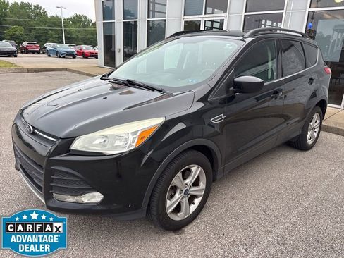 Used 2015 Ford Escape SE w/ Equipment Group 201A AWD/4WD image 1