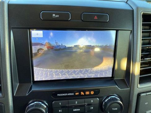 Used 2022 Ford F250 XL w/ STX Appearance Package image 19