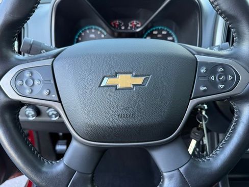 Used 2021 Chevrolet Colorado Z71 image 18