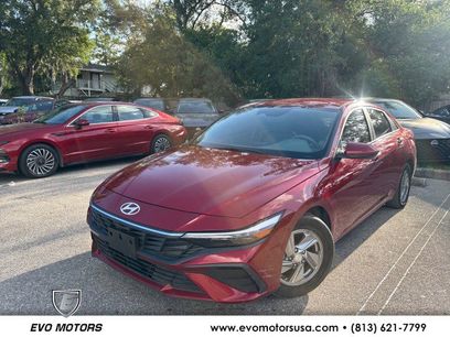 Used 2024 Hyundai Elantra SE