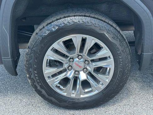 Used 2022 GMC Sierra 1500 Denali AWD/4WD image 9