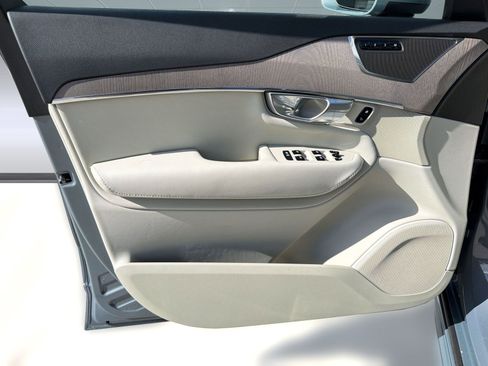 Certified 2023 Volvo XC90 B6 Plus w/ Protection Package Premier image 21