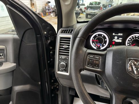 Used 2017 RAM 2500 SLT image 14