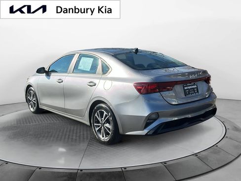 Used 2023 Kia Forte LXS image 4