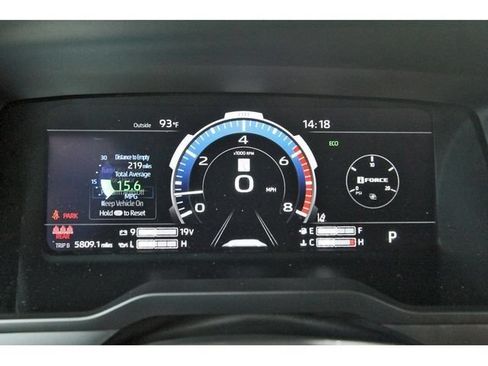 Used 2023 Toyota Tundra Platinum AWD/4WD image 15